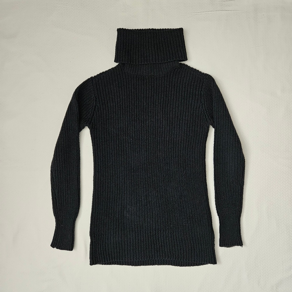 Abercrombie & Fitch Turtleneck Sweater Navy‎ Blue Ribbed Knit Capsule Wardrobe